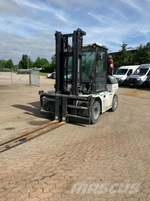 UniCarriers DX60-5 Stivuitor diesel