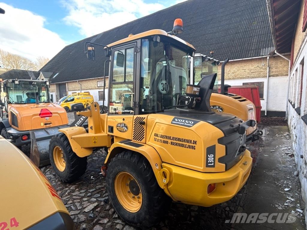 Volvo L 30 G Incarcator pe pneuri
