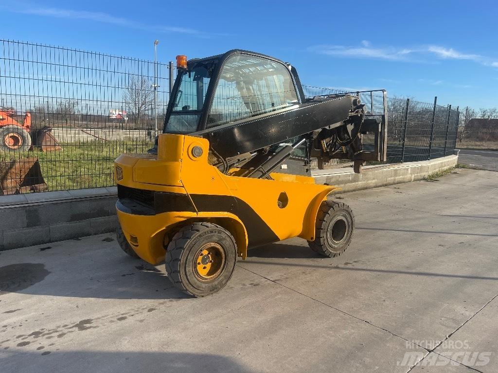 JCB TLT 30 D 4x4 Stivuitoare telescopice