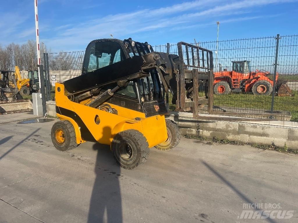 JCB TLT 30 D 4x4 Stivuitoare telescopice