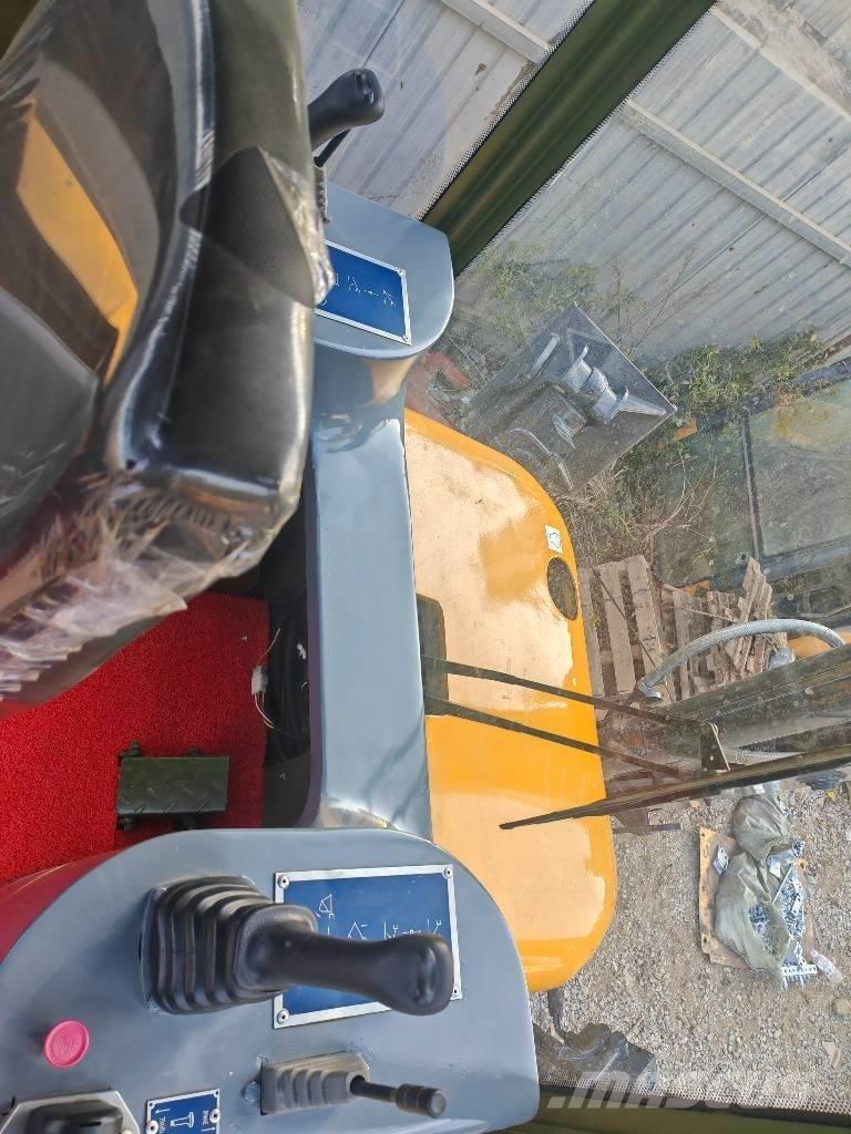 XCMG WZ30-25 Buldoexcavatoare