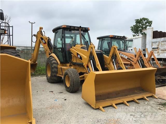 CAT 430F Buldoexcavatoare