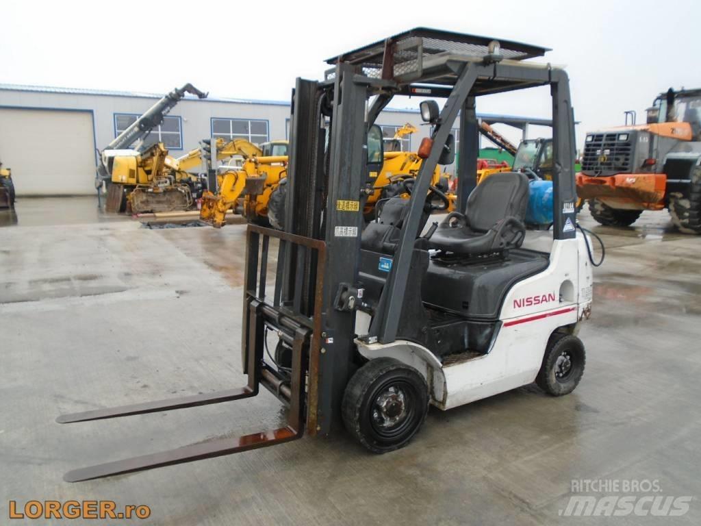Nissan EBT P1F1 Stivuitor GPL