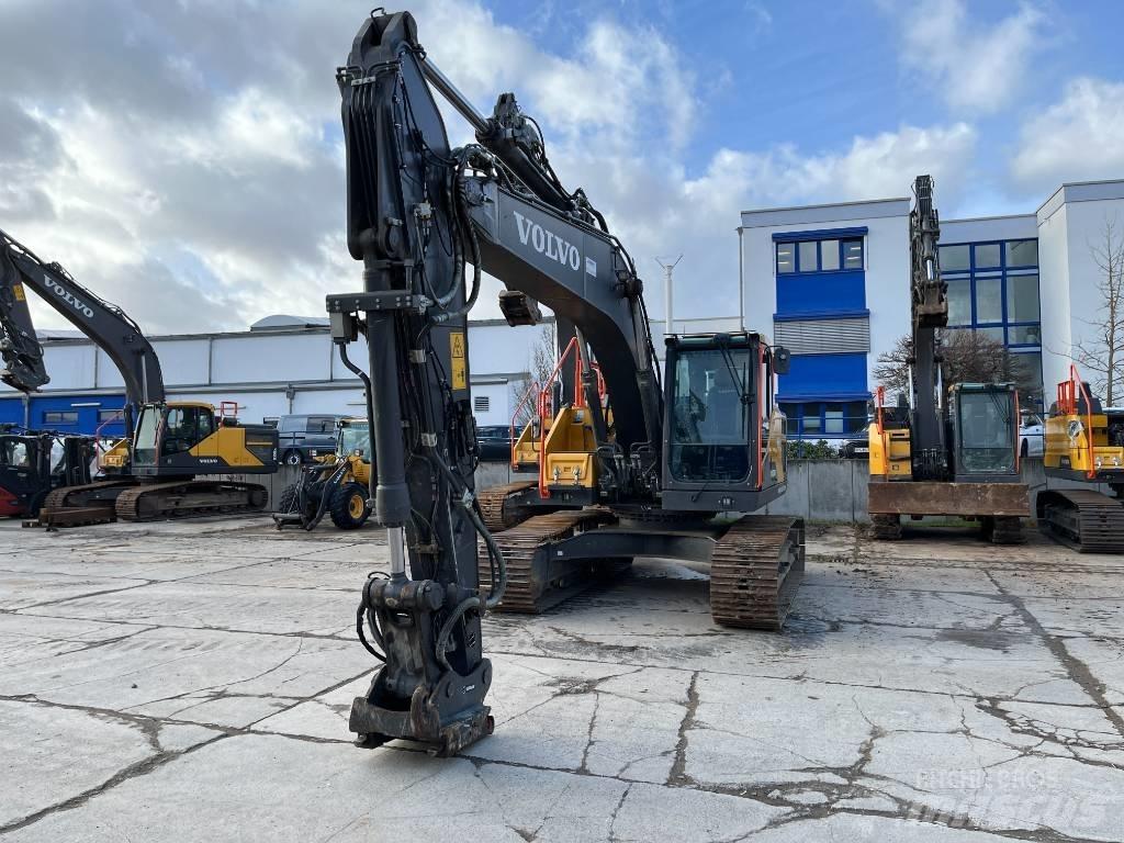 Volvo EC220EL Excavatoare pe șenile

