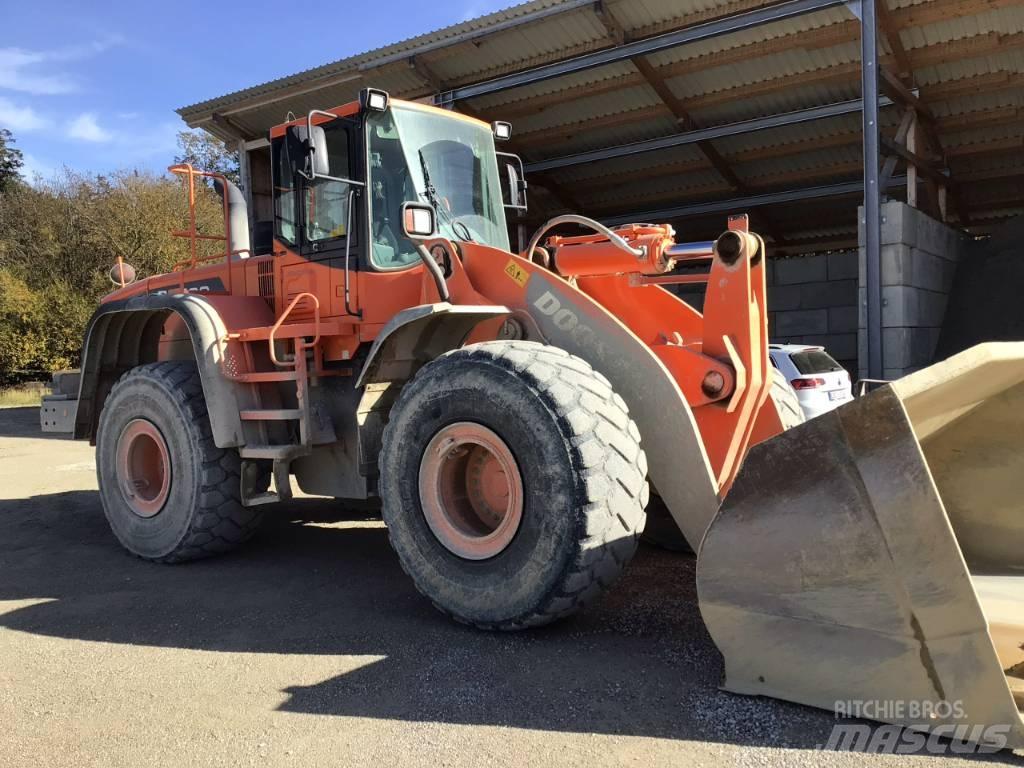 Doosan DL 420 Incarcator pe pneuri
