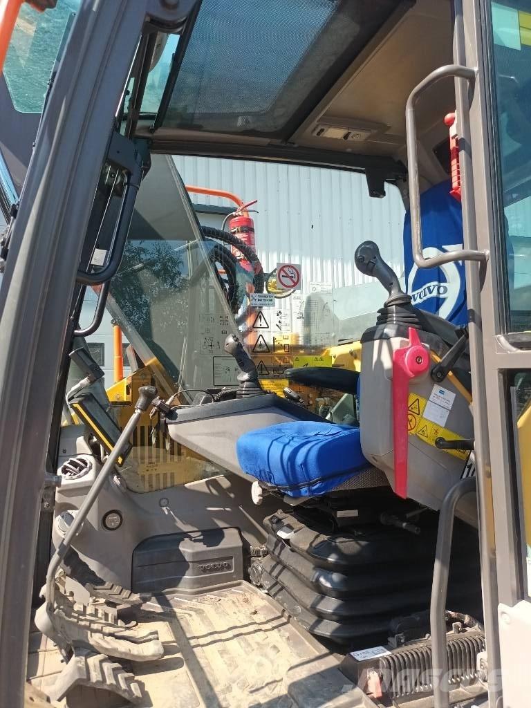 Volvo ECR 145 E Excavatoare pe șenile
