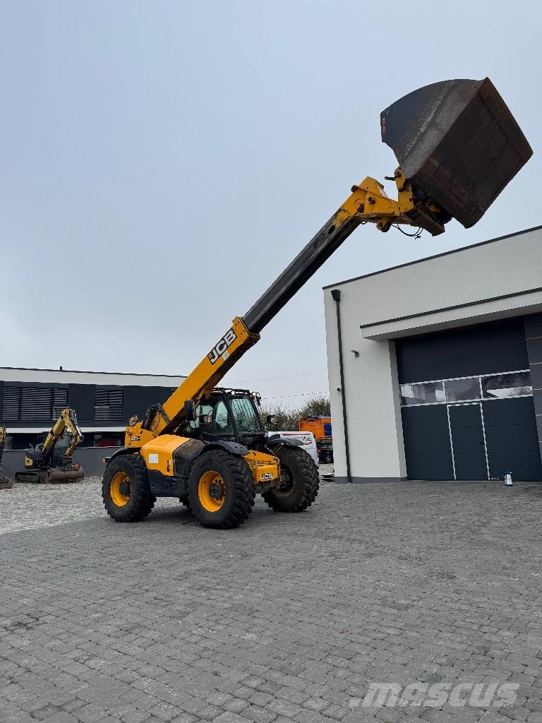 JCB 560-80 Manipulatoare agricole