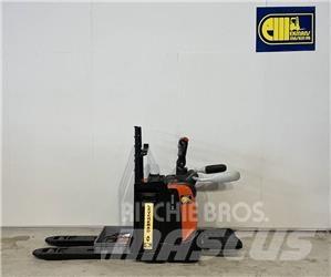 BT Truck LPE220 Transpaleta cu platforma
