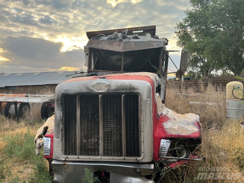 Peterbilt 377 Autobasculanta