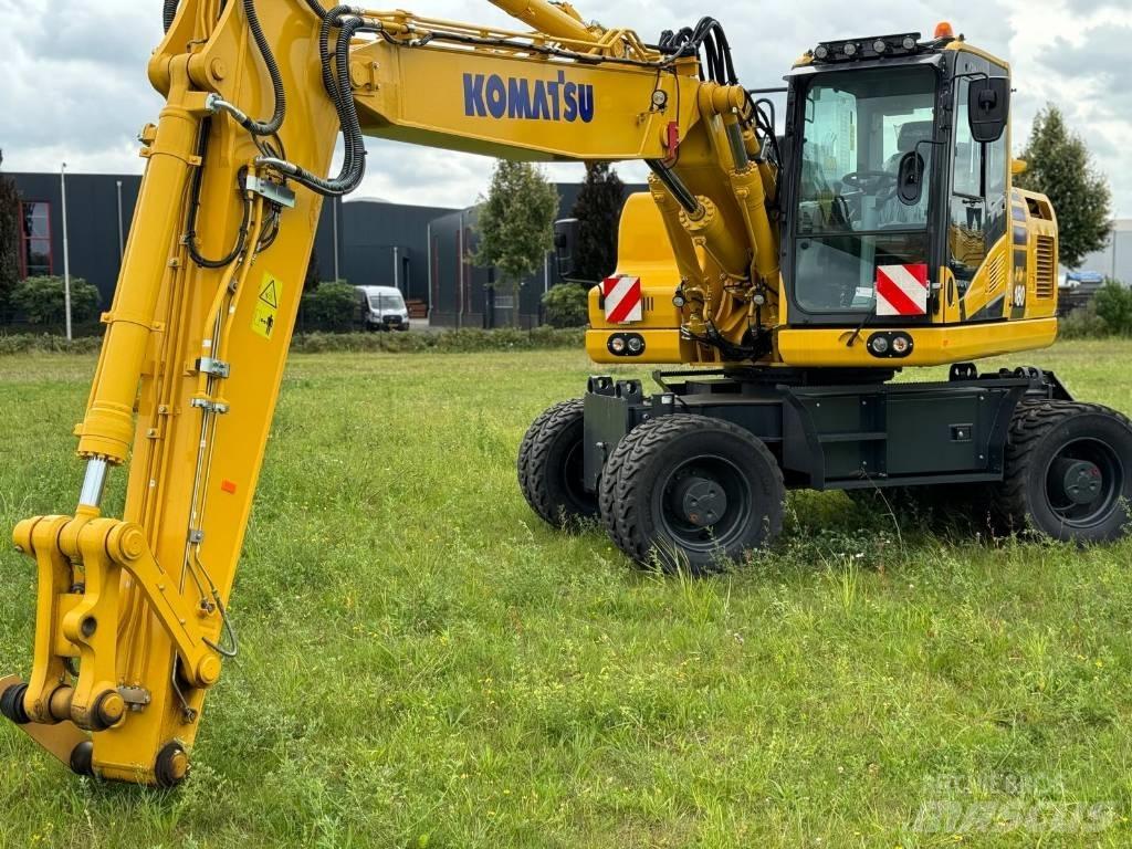Komatsu PW180-11E0 Excavatoare cu roti
