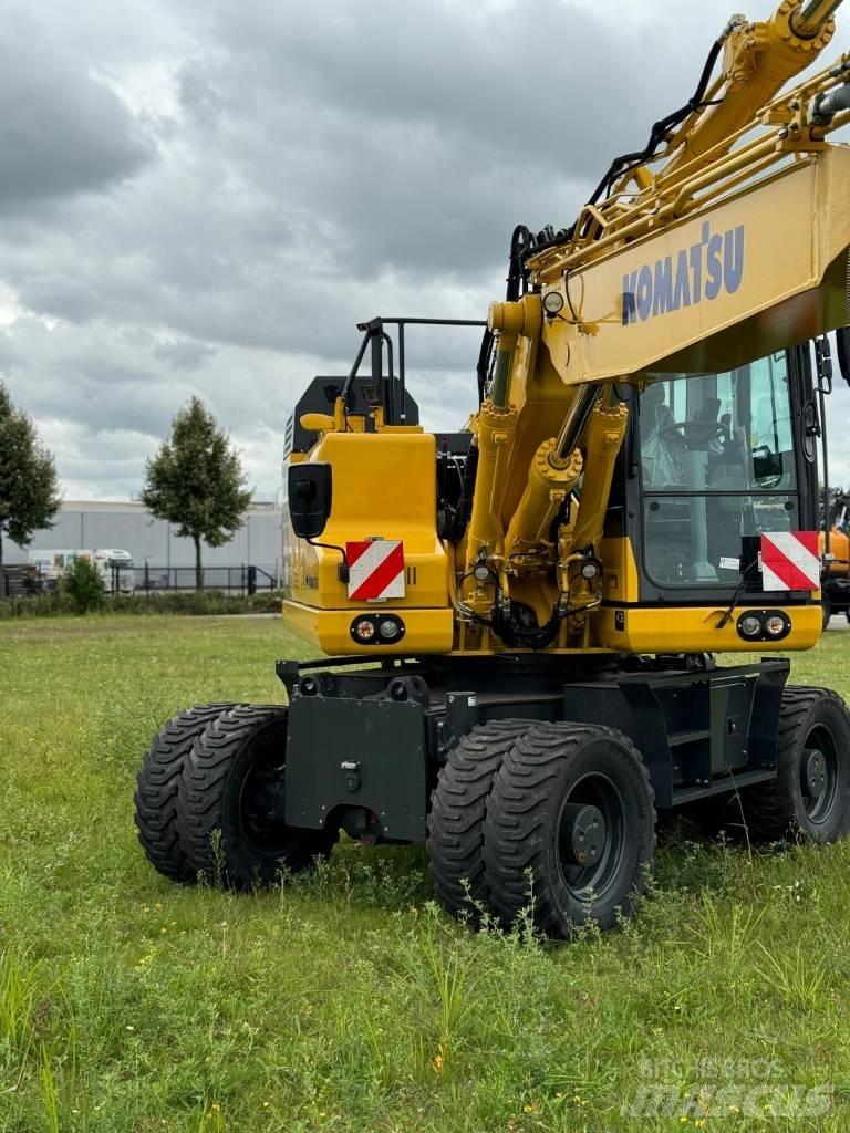 Komatsu PW180-11E0 Excavatoare cu roti