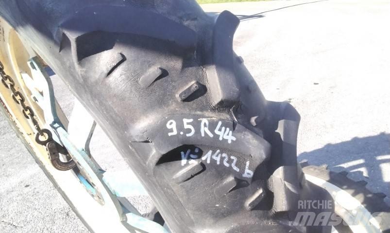 BKT 9.5R44 Roti