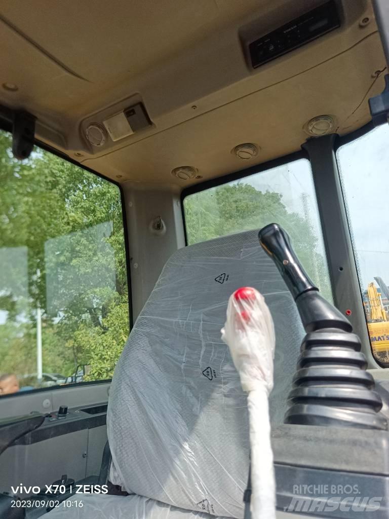 Volvo EC80D Excavatoare pe șenile

