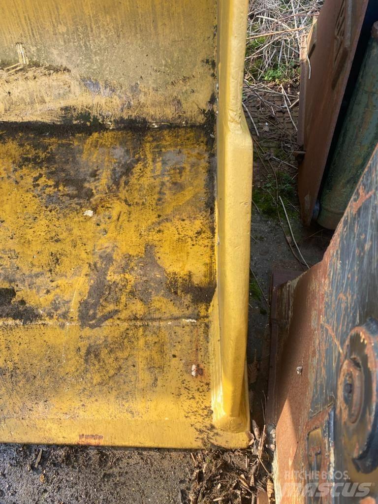 CAT 972 Pistoane