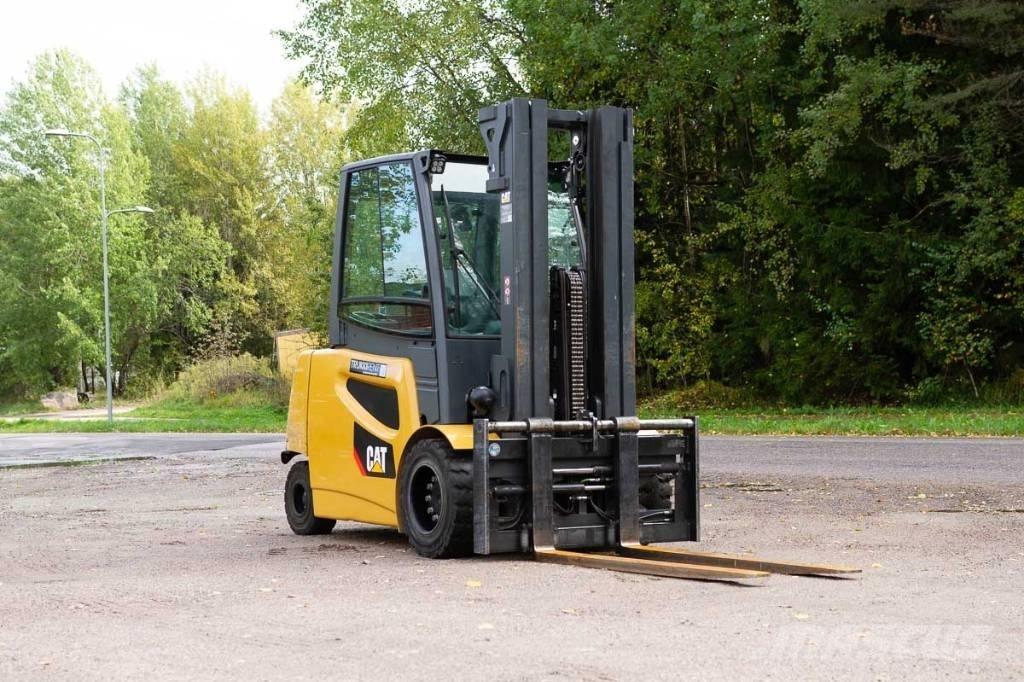 CAT EP 50 Stivuitor electric