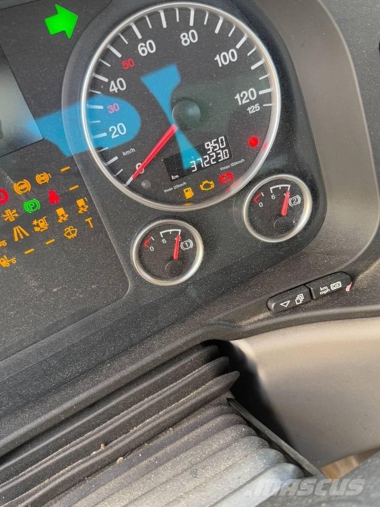 MAN TGM 15.290 Camion cu carlig de ridicare