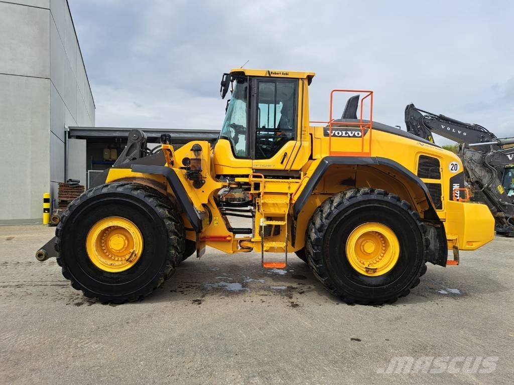 Volvo L220H Incarcator pe pneuri