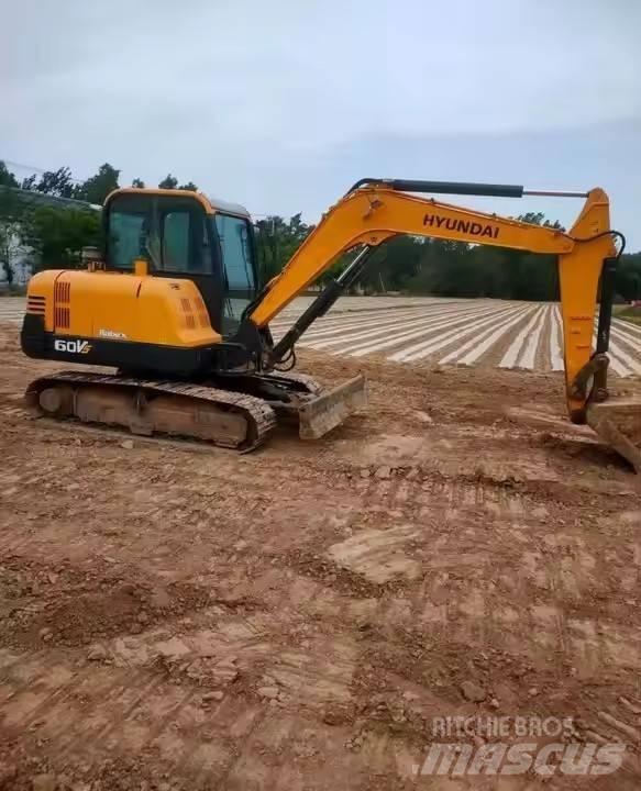 Hyundai 60VS Excavatoare pe șenile
