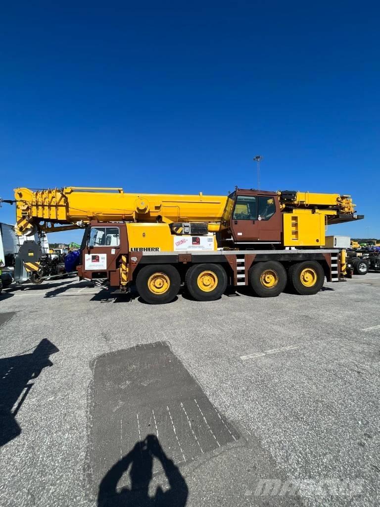 Liebherr LTM 1090-2 Macara pentru orice teren