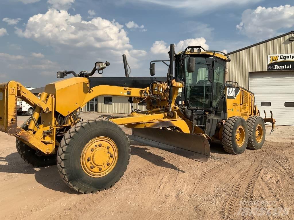 CAT 140 M AWD Gredere