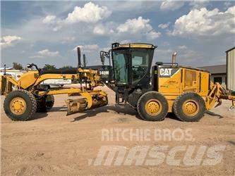 CAT 140 M AWD Gredere
