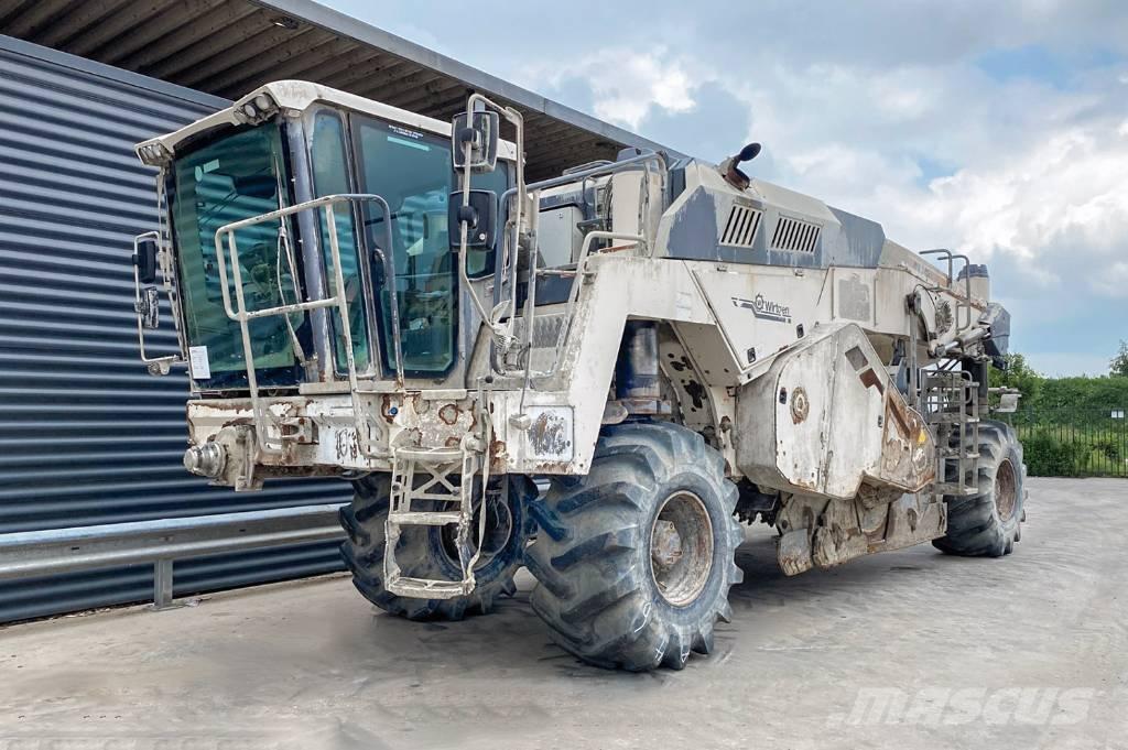 Wirtgen WR 240 Reciclatori asfalt