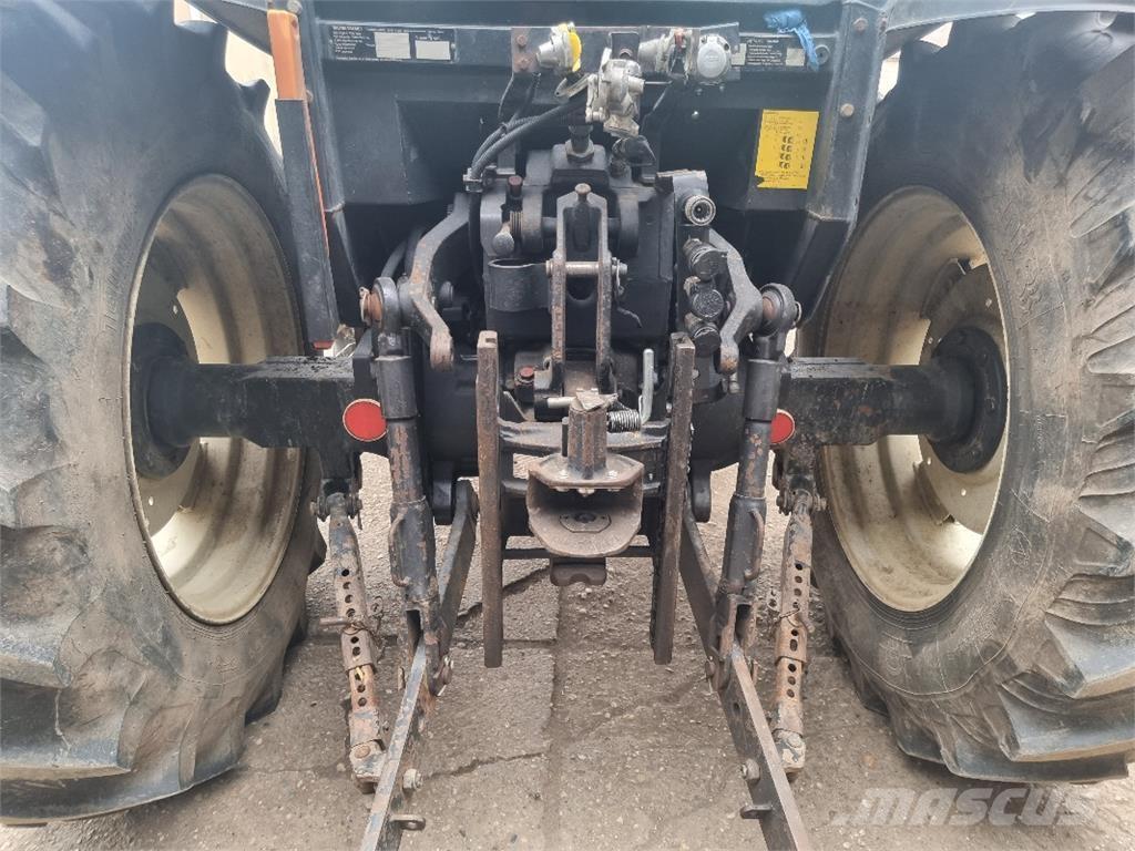 Valtra Valmet 900 Tractoare