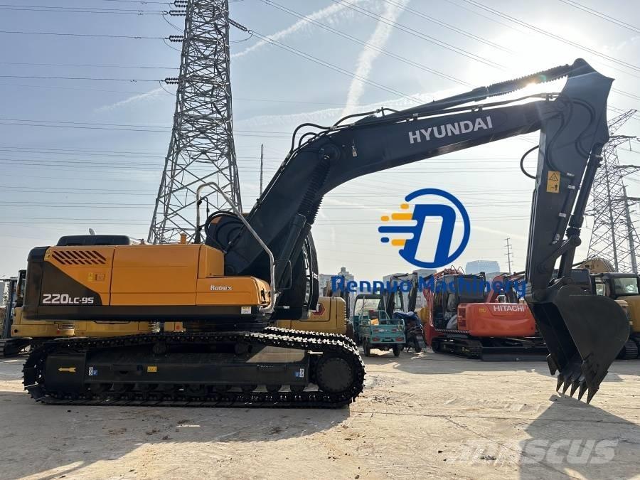 Hyundai R220LC-9S Excavatoare pe șenile

