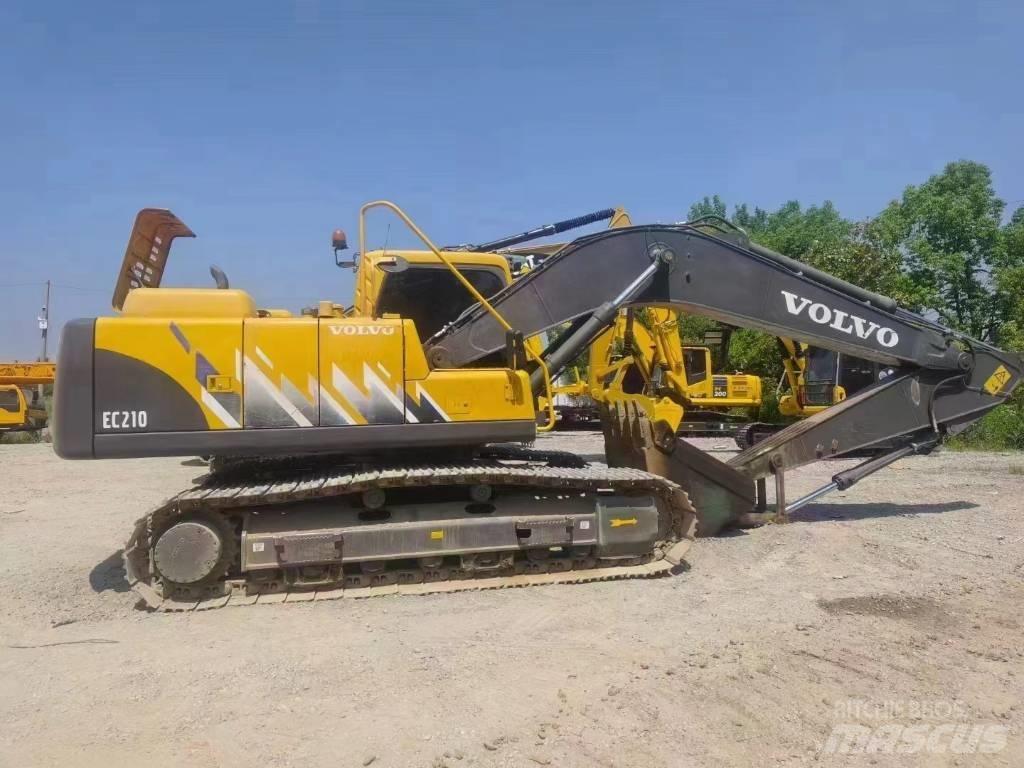 Volvo EC 210 Excavatoare pe șenile

