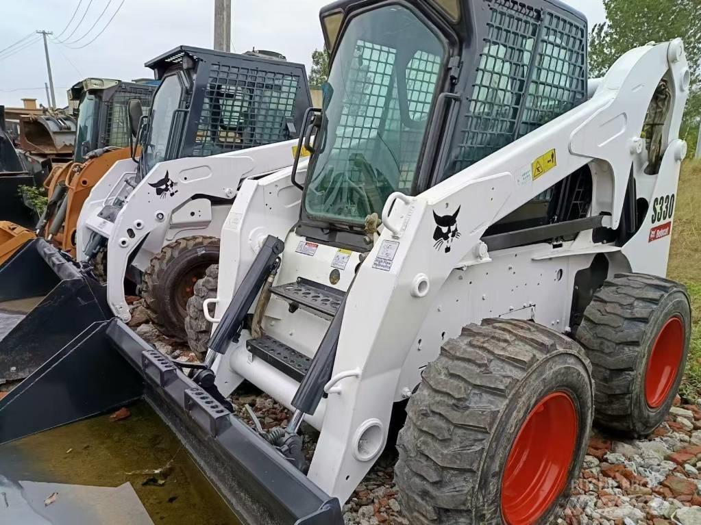 Bobcat S 330 Mini incarcator