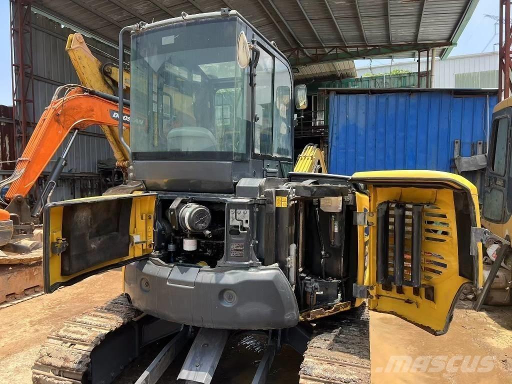 Komatsu 40MR Mini excavatoare < 7t