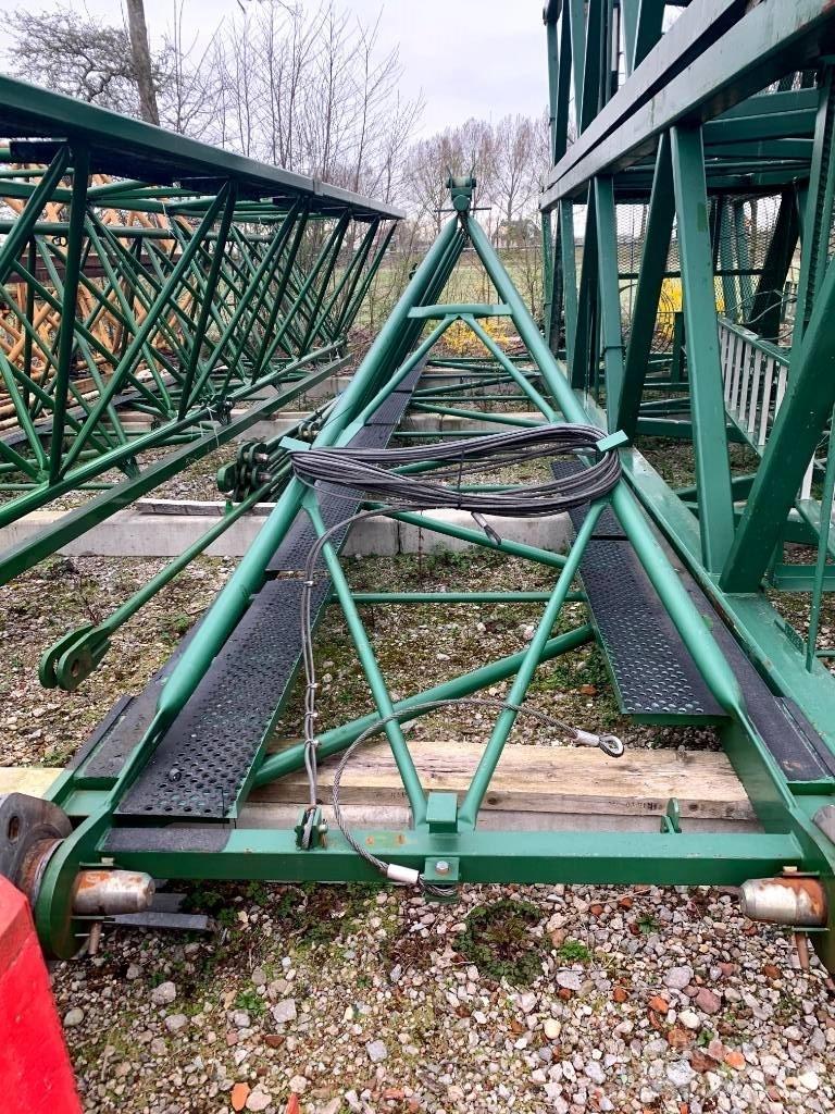 Potain MR295 Macarale turn