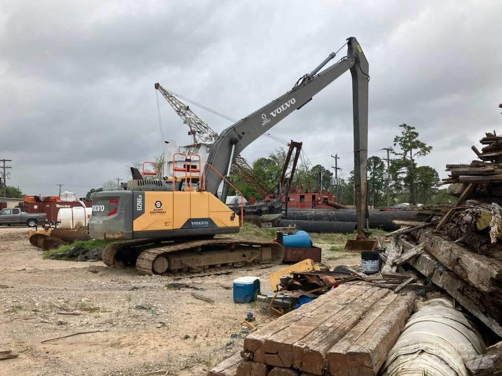 Volvo EC250E LR Excavatoare pe șenile
