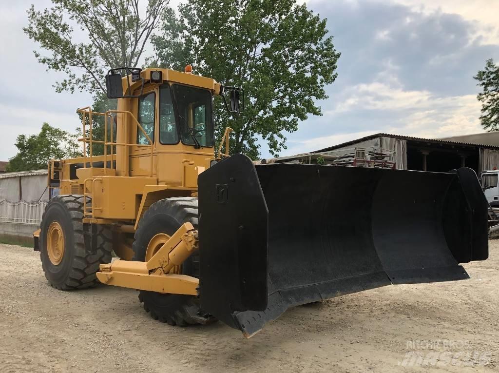CAT 824 C buldozere pe roti