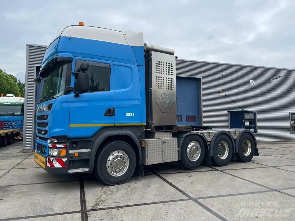 Scania R730 V8 8x4 Autotractoare
