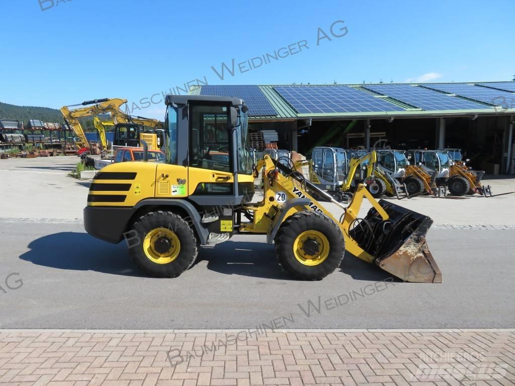 Yanmar V 80 Incarcator pe pneuri