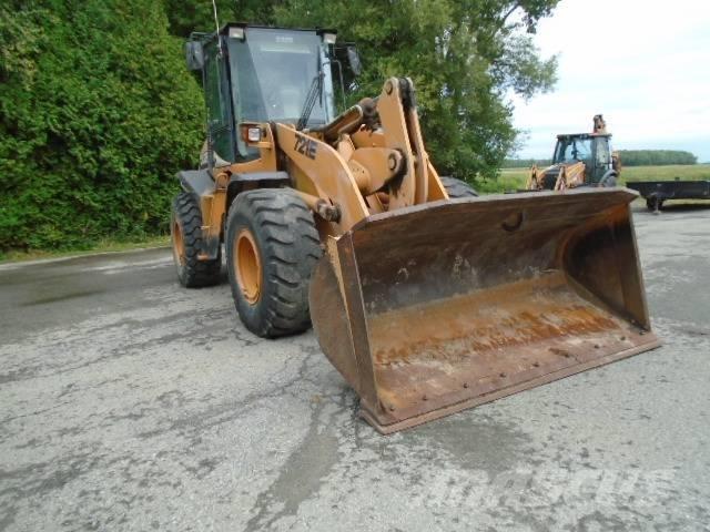 CASE 721 E Incarcator pe pneuri