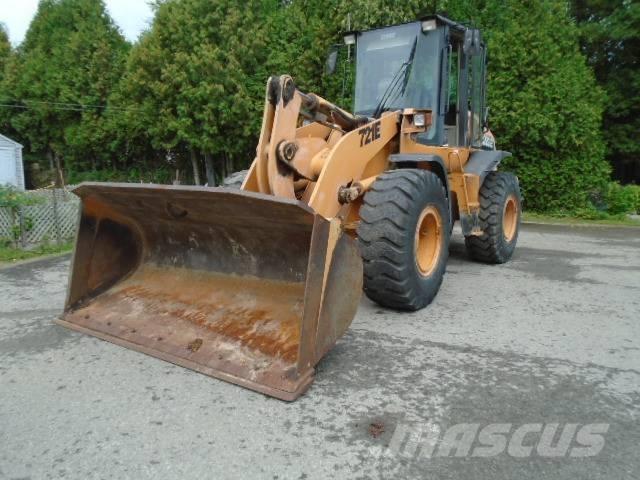 CASE 721 E Incarcator pe pneuri