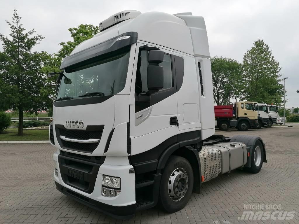 Iveco AS 440 ST/P Autotractoare