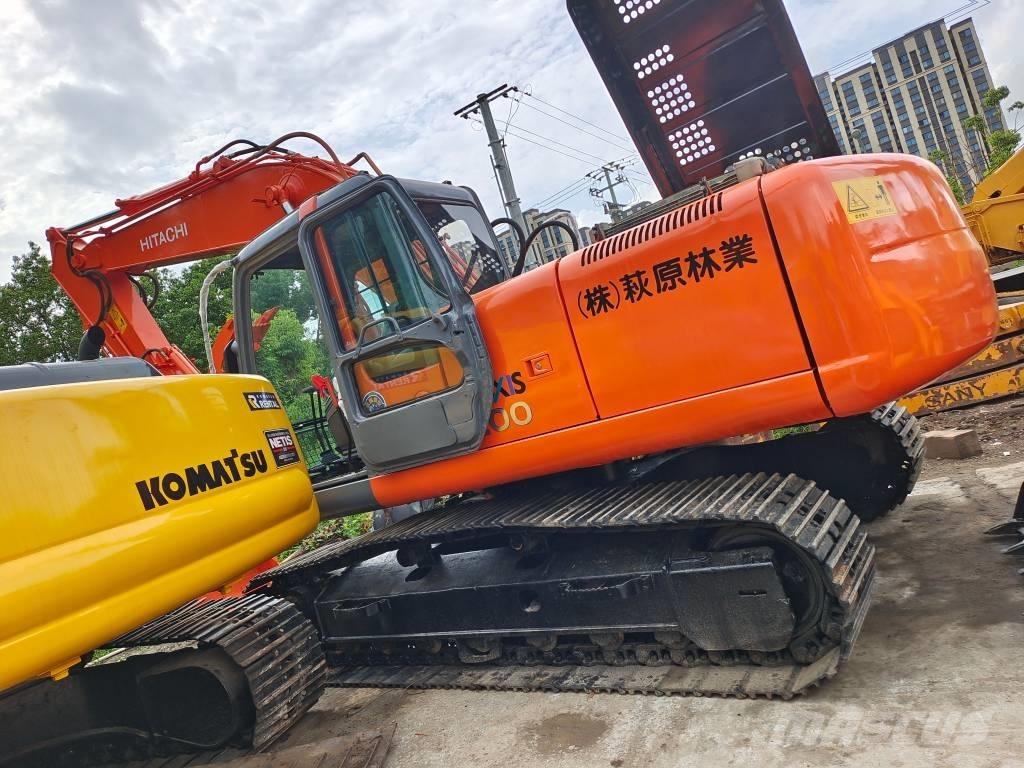 Hitachi EX 200-5 Excavatoare pe șenile
