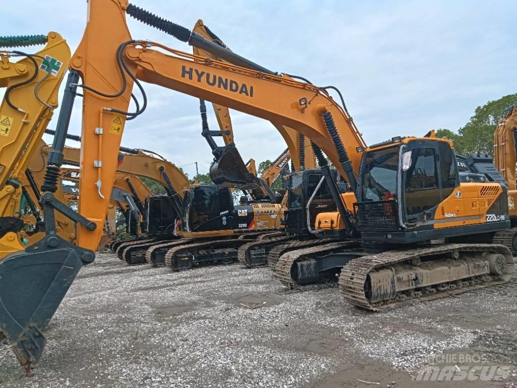 Hyundai R220-9S Excavatoare pe șenile
