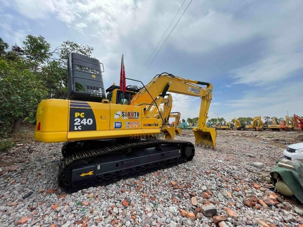 Komatsu PC 240-8 Excavatoare pe șenile
