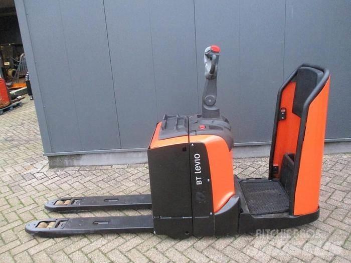 BT LPE 200 Transpaleta cu platforma