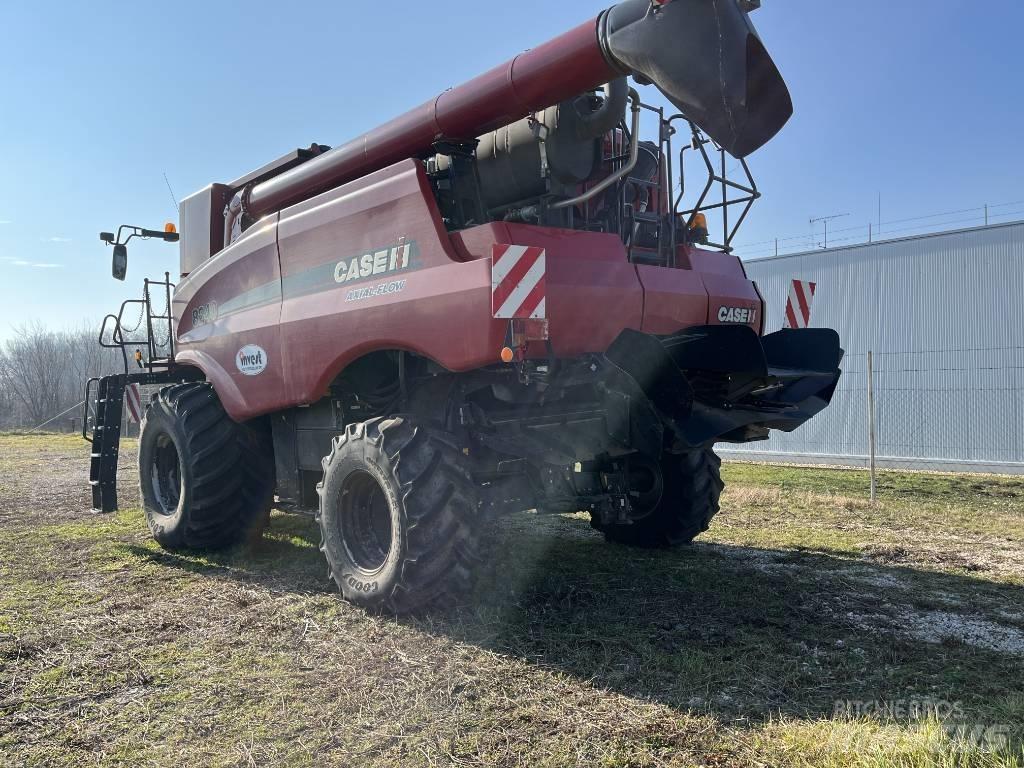 Case IH AF8240 Combine de secerat