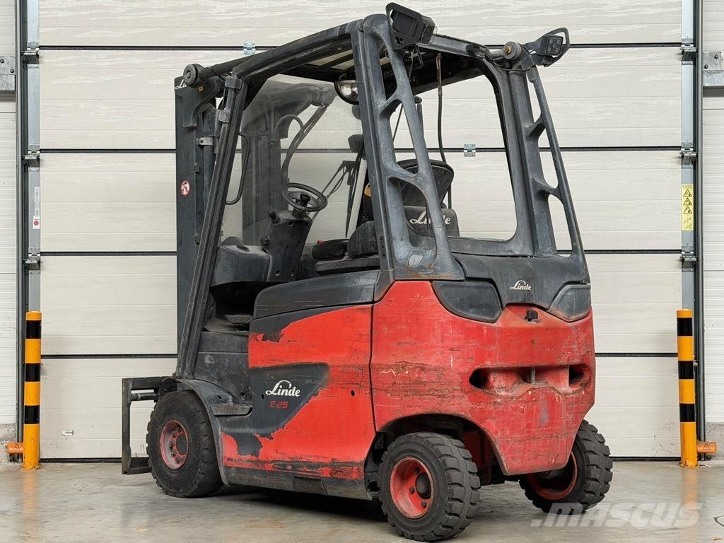 Linde E25H-01/600 Stivuitor electric