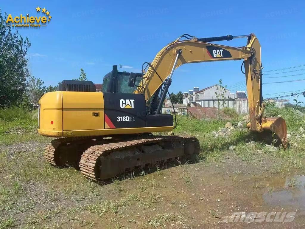 CAT 318D2L Excavatoare pe șenile
