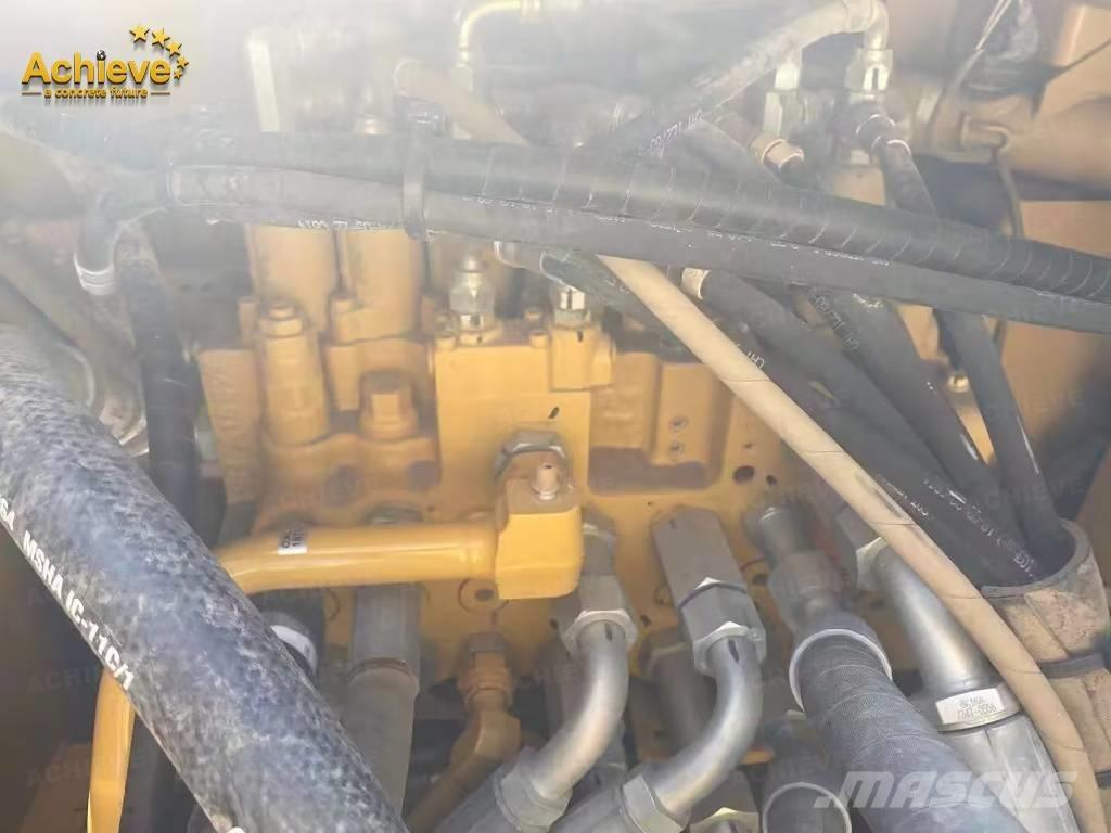 CAT 318D2L Excavatoare pe șenile
