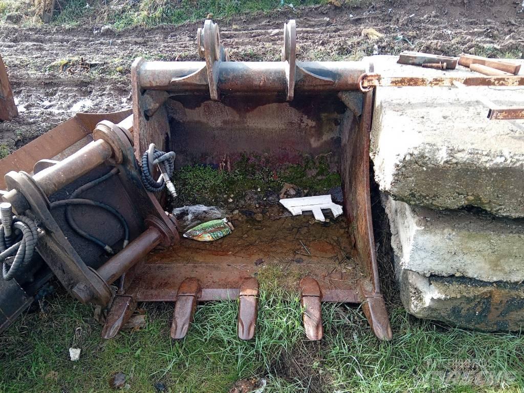 JCB JS 180 LC Buldoexcavatoare
