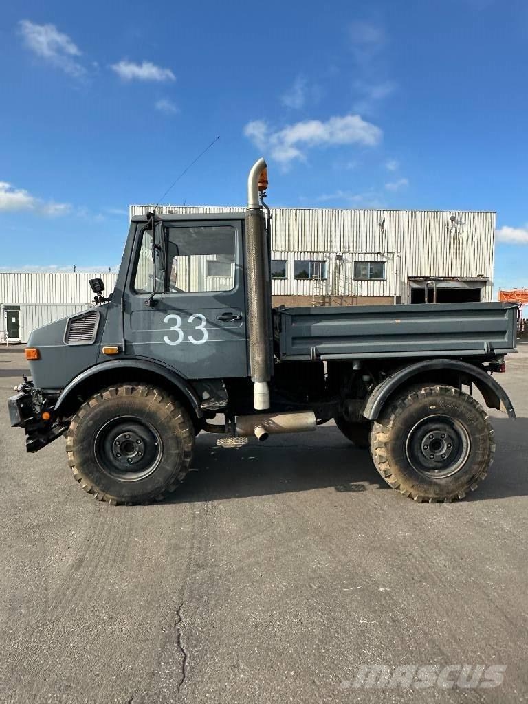 Unimog U 1400 Autotractoare