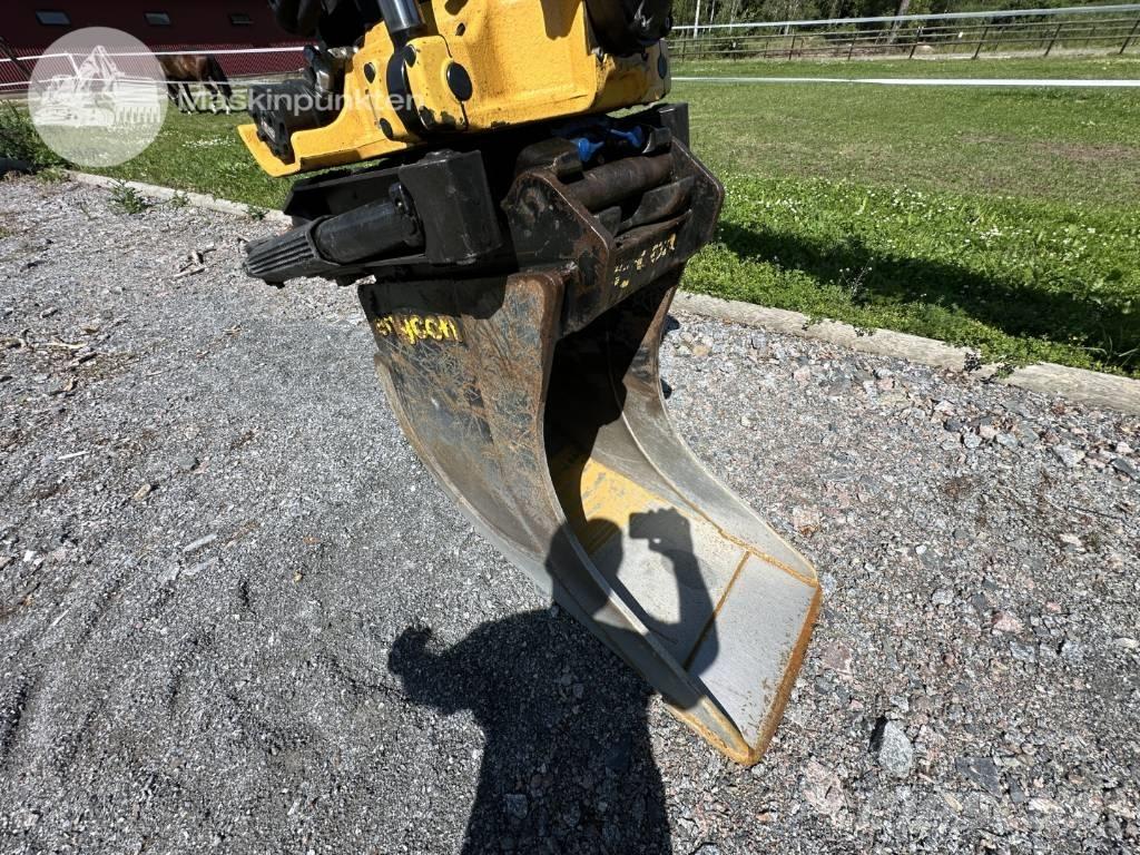 Develon DX 170 W-7 Excavatoare cu roti